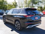New 2025 Mitsubishi Outlander SE image 2
