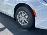 New 2025 Chrysler Pacifica Select image 4