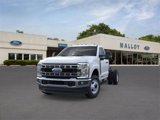 New 2025 Ford F350 4x4 Regular Cab DRW Super Duty image 2