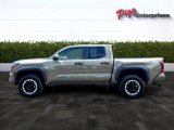 Used 2024 Toyota Tacoma TRD Off-Road image 4