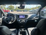 New 2026 Chrysler Pacifica Select image 2