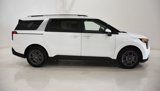 New 2026 Kia Carnival EX image 3