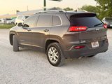Used 2016 Jeep Cherokee Latitude w/ Cold Weather Group image 3