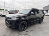New 2025 Lincoln Navigator Reserve image 3