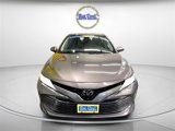 Used 2019 Toyota Camry XLE image 2