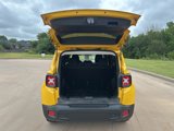 Used 2018 Jeep Renegade Latitude w/ Cold Weather Group image 5