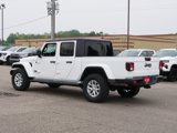 Used 2023 Jeep Gladiator Sport image 5