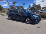 Used 2023 Chrysler Pacifica Touring-L image 2