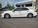 Used 2023 Toyota Camry LE image 2