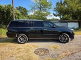 Used 2020 Cadillac Escalade ESV Premium Luxury w/ Escalade Sport Edition image 4