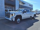 New 2025 GMC Sierra 3500 Denali w/ Denali Reserve Package image 2