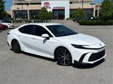 Used 2025 Toyota Camry SE image 2