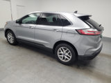 Used 2022 Ford Edge SEL image 3