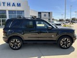 Used 2021 Ford Bronco Sport Outer Banks w/ Outer Banks Package image 3