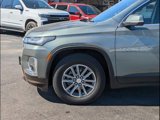 Used 2023 Chevrolet Traverse LT image 2