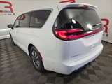 New 2025 Chrysler Pacifica Select image 5