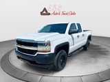 Used 2018 Chevrolet Silverado 1500 W/T w/ Trailering Package image 3