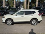 Used 2015 Nissan Rogue SV w/ SV Premium Package image 5