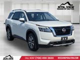 Used 2024 Nissan Pathfinder SL image 2