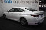 Used 2021 Lexus ES 300h w/ Premium Package image 3