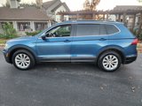 Used 2018 Volkswagen Tiguan SE w/ Panoramic Sunroof Package image 4