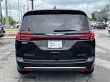 Used 2024 Chrysler Pacifica Limited image 6