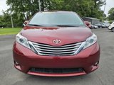 Used 2015 Toyota Sienna XLE image 2