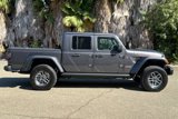 New 2025 Jeep Gladiator Mojave image 2
