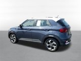 Used 2023 Hyundai Venue Limited w/ Cargo Package image 5