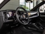 Certified 2025 Porsche Cayenne image 4