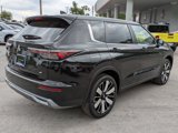 New 2025 Mitsubishi Outlander SE image 4