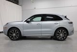 Used 2024 Porsche Cayenne image 2