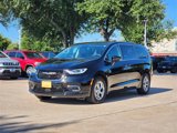 Used 2024 Chrysler Pacifica Limited w/ Uconnect Theater Family Group image 3
