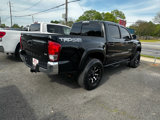 Used 2017 Toyota Tacoma TRD Off-Road image 2