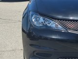 Used 2023 Chrysler Voyager LX image 3