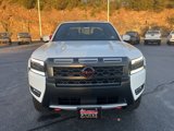 New 2025 Nissan Frontier PRO-4X w/ Pro Convenience Package image 2
