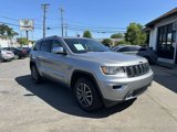Used 2020 Jeep Grand Cherokee Limited w/ Luxury Group II image 3