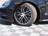 Used 2025 Porsche Taycan image 6