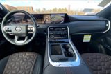 New 2025 Nissan Armada Platinum image 5