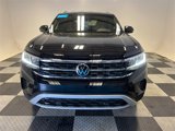 Certified 2022 Volkswagen Atlas Cross Sport SE w/ Black Wheel Package image 2