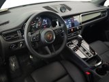 Certified 2025 Porsche Macan image 4