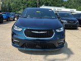 New 2025 Chrysler Pacifica Select image 3