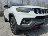 Used 2025 Jeep Compass Trailhawk image 6