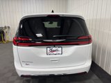 New 2026 Chrysler Pacifica Select image 5