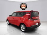 Used 2022 Kia Soul LX w/ Technology Package image 4