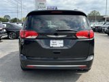 Used 2020 Chrysler Pacifica Limited image 6