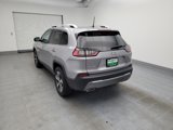 Used 2019 Jeep Cherokee Limited image 5