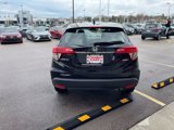 Used 2022 Honda HR-V LX image 5