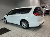 New 2026 Chrysler Pacifica Select image 4