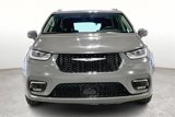Used 2022 Chrysler Pacifica Touring-L image 4